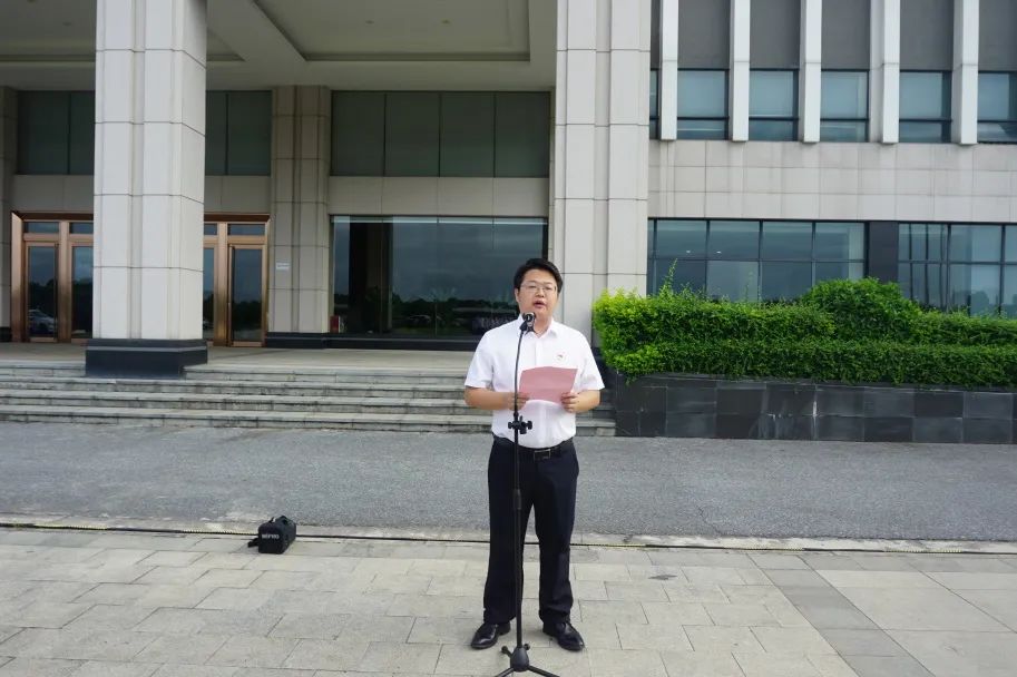 w6ln1oKyHm.jpg w6ln1oKyHm.jpg