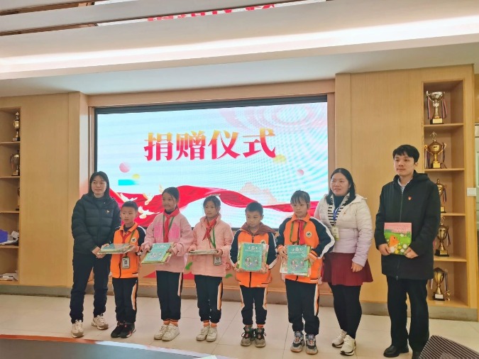 WPah0K9Qtb.jpg WPah0K9Qtb.jpg